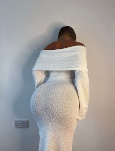 Lira Escorts